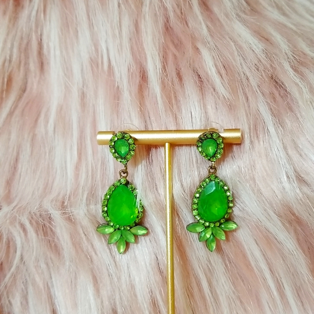 Vintage inspired green earrings